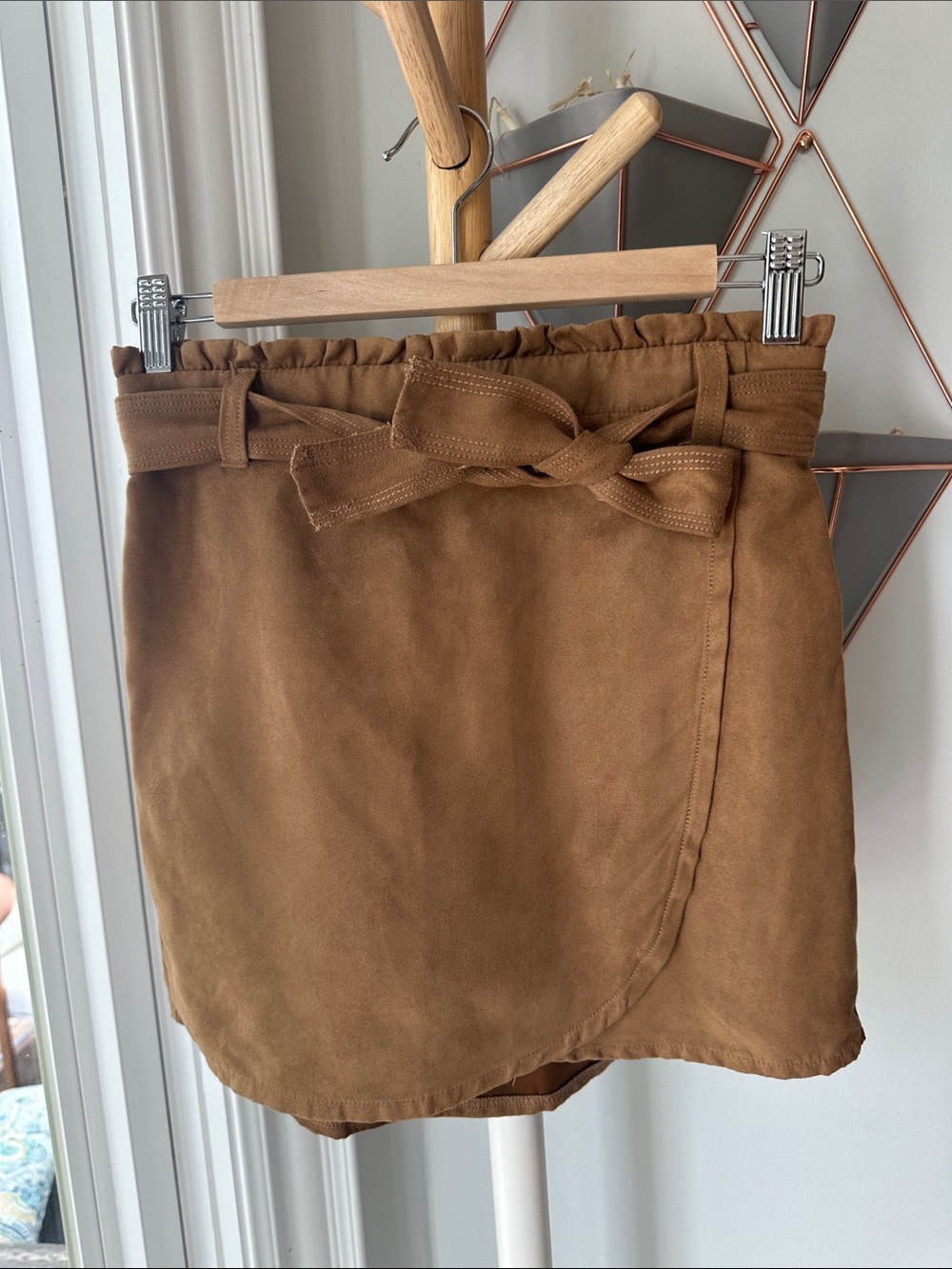 ABERCROMBIE & FITCH Teen Girls Youth Faux Suede Brown Tan Skirt Skort Size 15/16